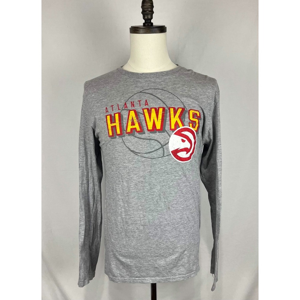 EUC NBA Atlanta Hawks Mens Gray Graphic Long Sleeve Tee Size L